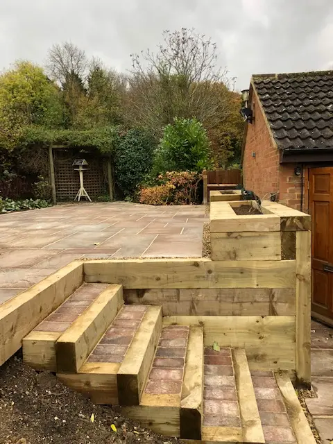 Decking experts in bedfordshire