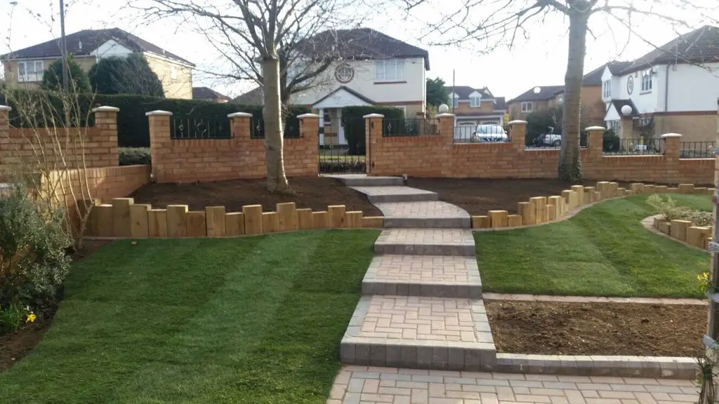 Bespoke garden design in Milton Keynes